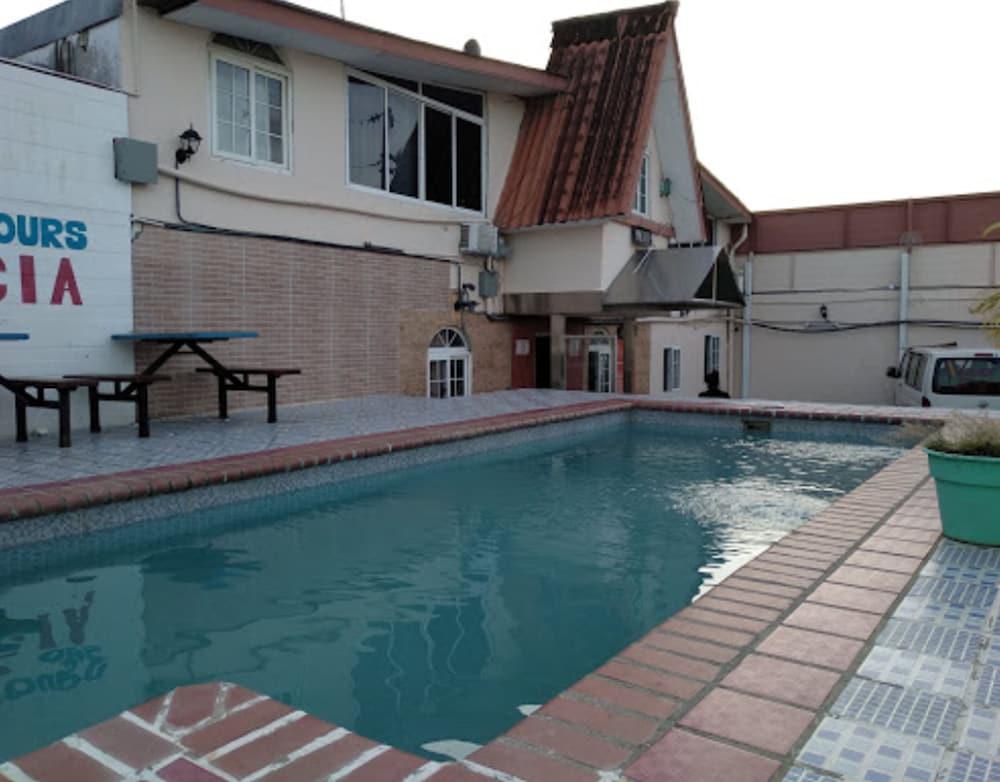 Express Inn Pty Aeropuerto Internacional Panama Tocumen Exterior photo