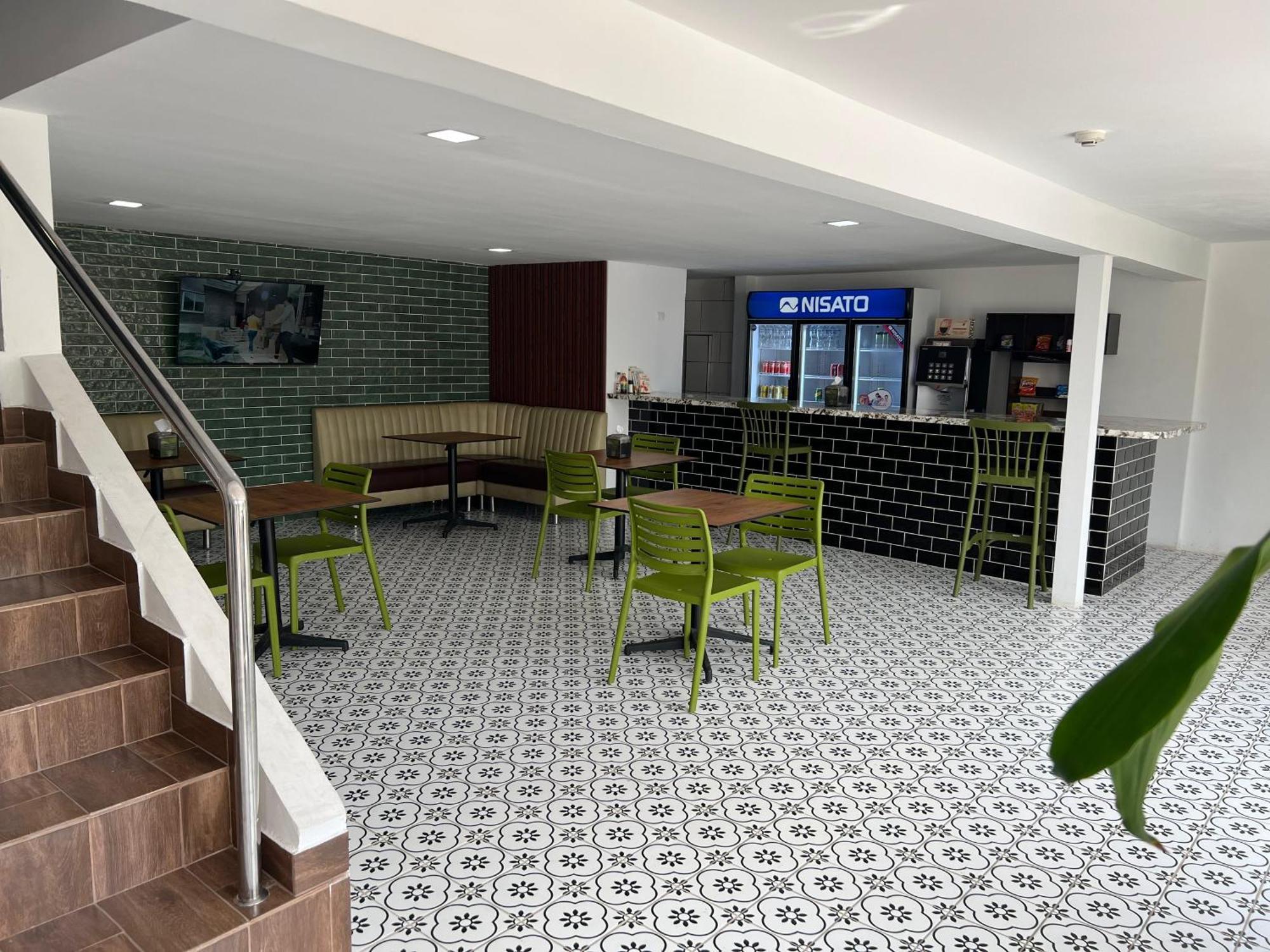 Express Inn Pty Aeropuerto Internacional Panama Tocumen Exterior photo
